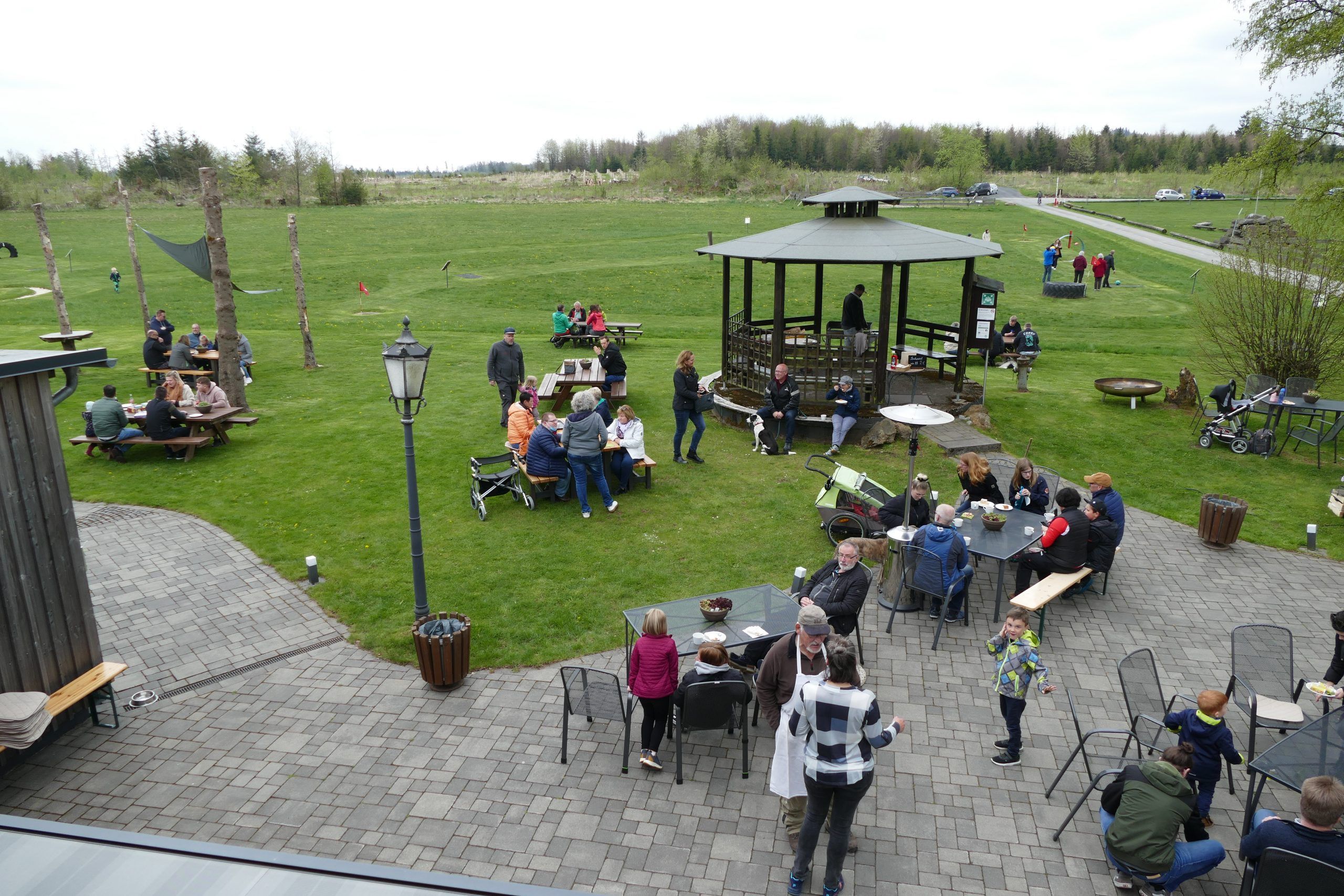 Eröffnung Treffpunkt Hof